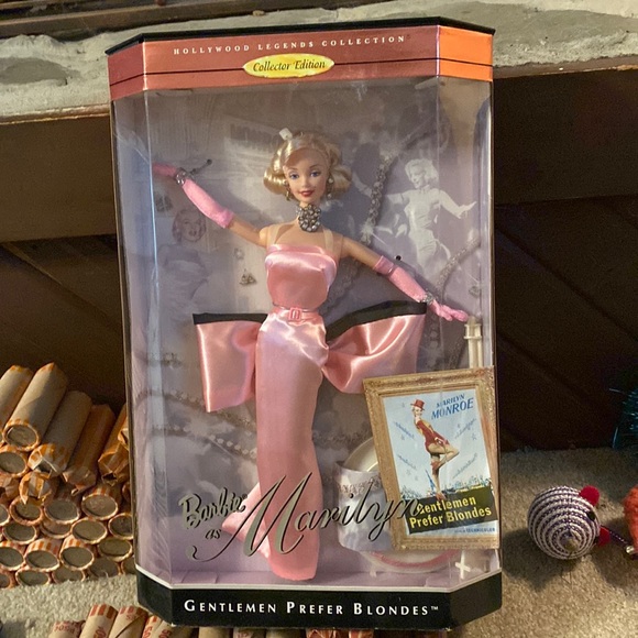Barbie as Marilyn - Diamonds are a Girl’s Bestfriend